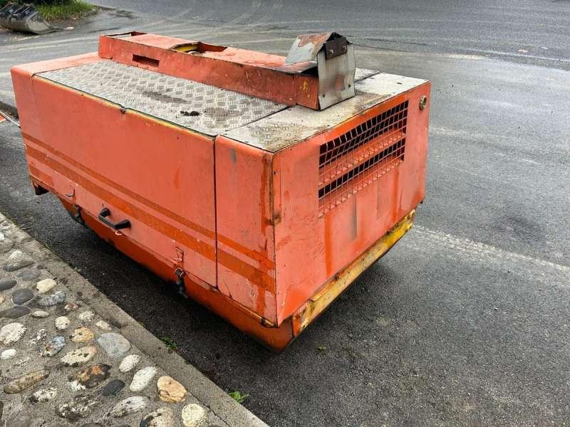 Atlas copco XAS55DD - Ilmakompressori: kuva Atlas copco XAS55DD - Ilmakompressori Atlas copco XAS55DD - Ilmakompressori: kuva Atlas copco XAS55DD - Ilmakompressori