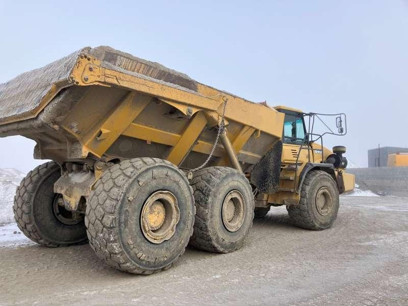 Bell B40D 6X6 - Nivelkippiauto: kuva Bell B40D 6X6 - Nivelkippiauto Bell B40D 6X6 - Nivelkippiauto: kuva Bell B40D 6X6 - Nivelkippiauto