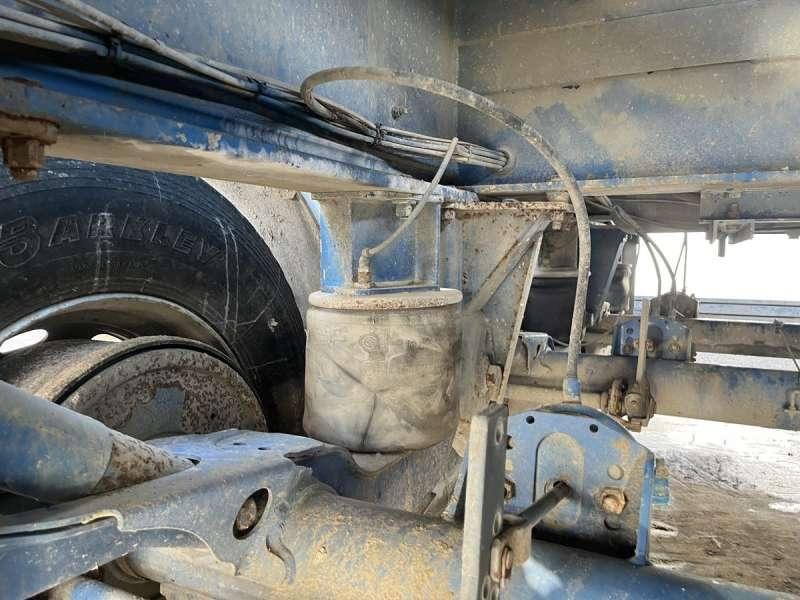 Kippiauto puoliperävaunu Benalu 3 ESSIEUX: kuva Kippiauto puoliperävaunu Benalu 3 ESSIEUX