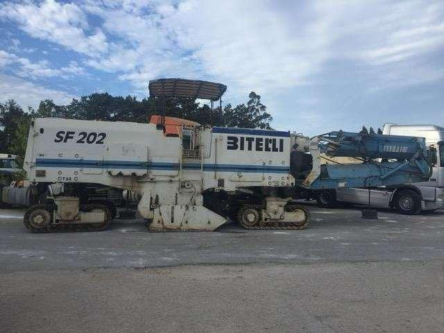 Bitelli SF202 - Asfalttijyrsimen: kuva Bitelli SF202 - Asfalttijyrsimen Bitelli SF202 - Asfalttijyrsimen: kuva Bitelli SF202 - Asfalttijyrsimen