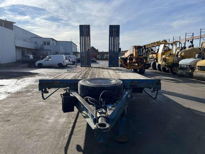 Leasing CASTERA 2 ESSIEUX CASTERA 2 ESSIEUX: kuva Leasing CASTERA 2 ESSIEUX CASTERA 2 ESSIEUX