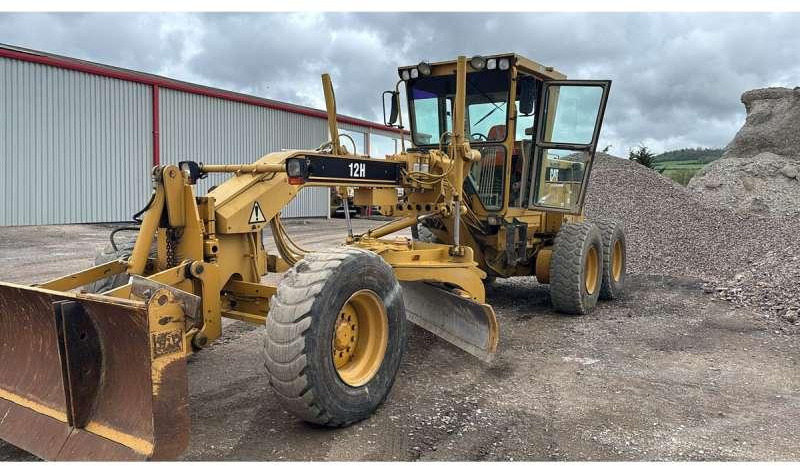 Caterpillar 12H-ES - Tiehöylä: kuva Caterpillar 12H-ES - Tiehöylä Caterpillar 12H-ES - Tiehöylä: kuva Caterpillar 12H-ES - Tiehöylä