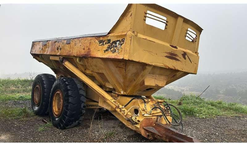 Caterpillar D250B - Dumpperi: kuva Caterpillar D250B - Dumpperi Caterpillar D250B - Dumpperi: kuva Caterpillar D250B - Dumpperi