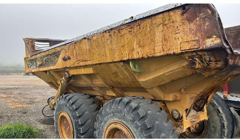 Caterpillar D250B - Kippiauto perävaunu: kuva Caterpillar D250B - Kippiauto perävaunu Caterpillar D250B - Kippiauto perävaunu: kuva Caterpillar D250B - Kippiauto perävaunu