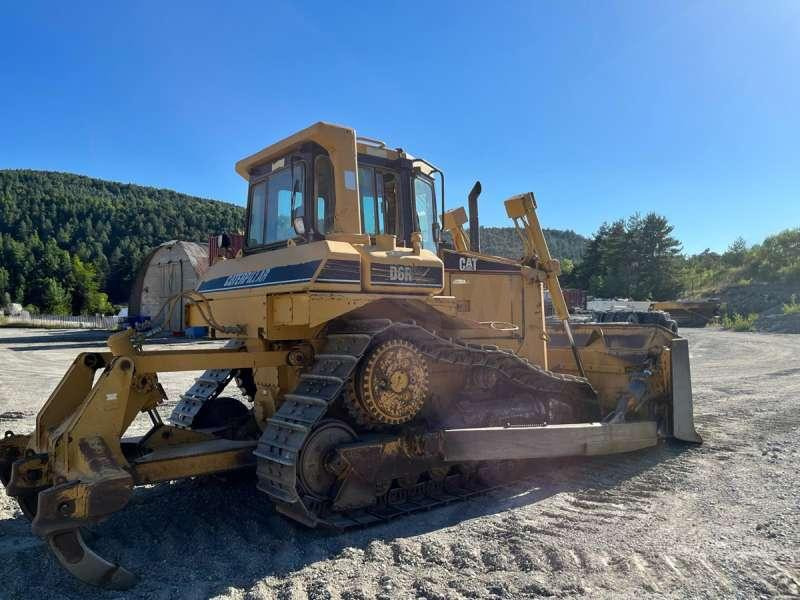 Caterpillar D6RXL - Puskutraktori: kuva Caterpillar D6RXL - Puskutraktori Caterpillar D6RXL - Puskutraktori: kuva Caterpillar D6RXL - Puskutraktori