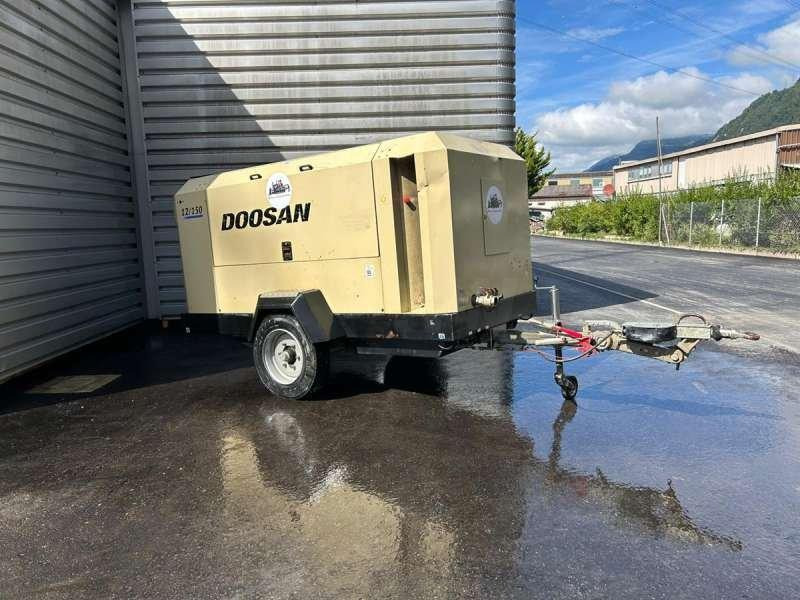Doosan 12/150 - Ilmakompressori: kuva Doosan 12/150 - Ilmakompressori Doosan 12/150 - Ilmakompressori: kuva Doosan 12/150 - Ilmakompressori