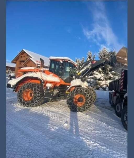 Pyöräkuormaaja Doosan DL300: kuva Pyöräkuormaaja Doosan DL300