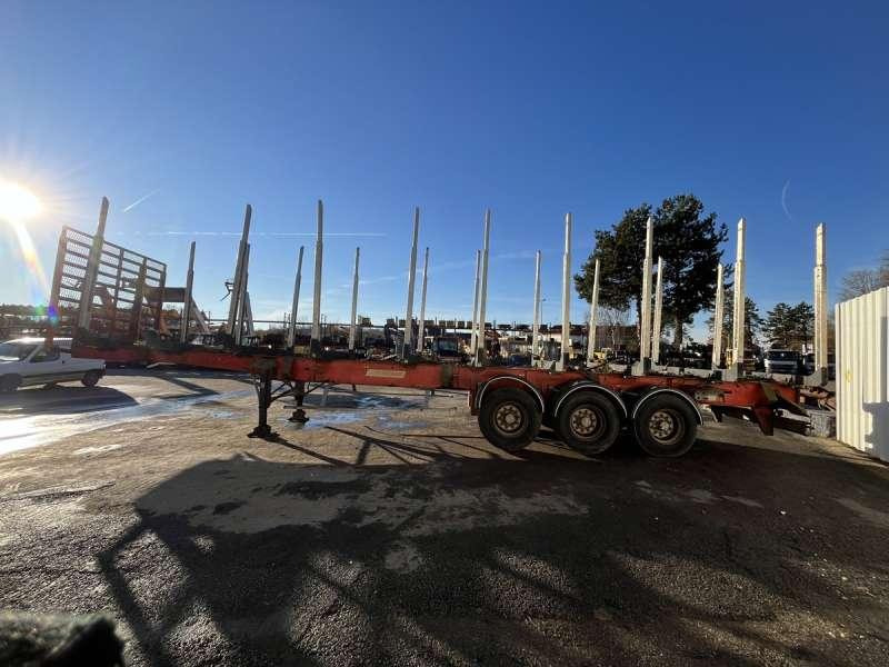 Fruehauf GRUMIERE 3 ESSIEUX - Puu puoliperävaunu: kuva Fruehauf GRUMIERE 3 ESSIEUX - Puu puoliperävaunu Fruehauf GRUMIERE 3 ESSIEUX - Puu puoliperävaunu: kuva Fruehauf GRUMIERE 3 ESSIEUX - Puu puoliperävaunu