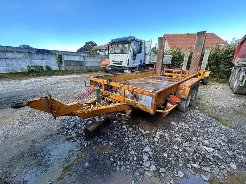 GOURDON 2 ESSIEUX - Peräkärry: kuva GOURDON 2 ESSIEUX - Peräkärry GOURDON 2 ESSIEUX - Peräkärry: kuva GOURDON 2 ESSIEUX - Peräkärry