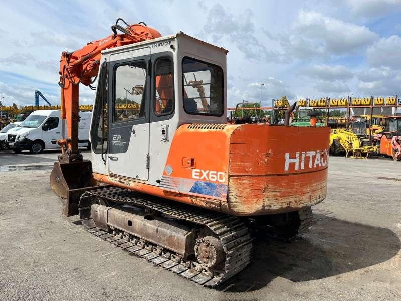 Hitachi EX60 - Telakaivukone: kuva Hitachi EX60 - Telakaivukone Hitachi EX60 - Telakaivukone: kuva Hitachi EX60 - Telakaivukone