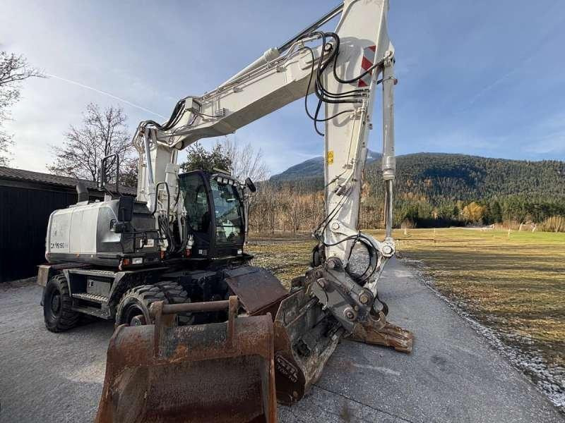 Hitachi ZX190W-5B - Pyöräalustainen kaivinkone: kuva Hitachi ZX190W-5B - Pyöräalustainen kaivinkone Hitachi ZX190W-5B - Pyöräalustainen kaivinkone: kuva Hitachi ZX190W-5B - Pyöräalustainen kaivinkone