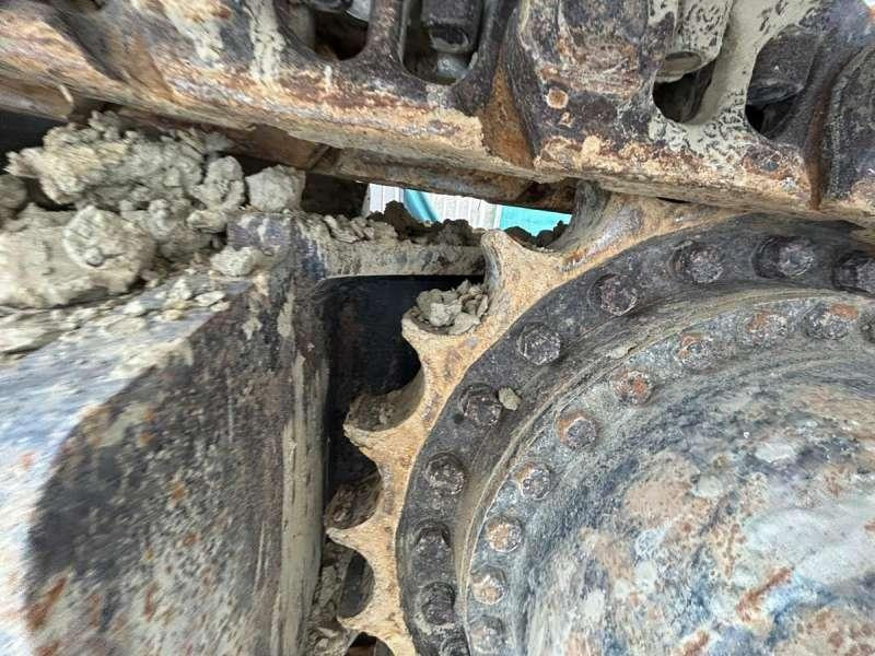 Telakaivukone Hitachi ZX400LCH-3: kuva Telakaivukone Hitachi ZX400LCH-3 Telakaivukone Hitachi ZX400LCH-3: kuva Telakaivukone Hitachi ZX400LCH-3