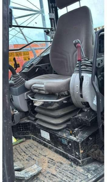 Hitachi ZX85USB-5A - Telakaivukone: kuva Hitachi ZX85USB-5A - Telakaivukone Hitachi ZX85USB-5A - Telakaivukone: kuva Hitachi ZX85USB-5A - Telakaivukone