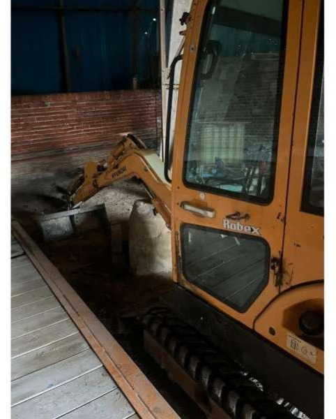 Hyundai ROBEX 18-9 - Minikuormaaja: kuva Hyundai ROBEX 18-9 - Minikuormaaja Hyundai ROBEX 18-9 - Minikuormaaja: kuva Hyundai ROBEX 18-9 - Minikuormaaja