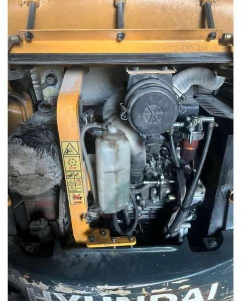 Hyundai ROBEX 18-9 - Minikuormaaja: kuva Hyundai ROBEX 18-9 - Minikuormaaja Hyundai ROBEX 18-9 - Minikuormaaja: kuva Hyundai ROBEX 18-9 - Minikuormaaja