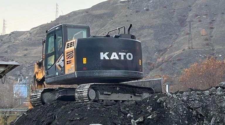Kato HD514MR - Telakaivukone: kuva Kato HD514MR - Telakaivukone Kato HD514MR - Telakaivukone: kuva Kato HD514MR - Telakaivukone