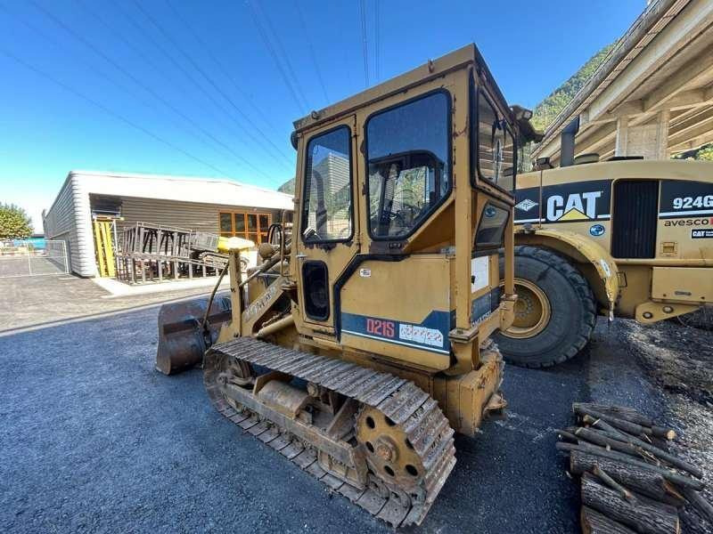 Komatsu D21S-6 - Telakuormaaja: kuva Komatsu D21S-6 - Telakuormaaja Komatsu D21S-6 - Telakuormaaja: kuva Komatsu D21S-6 - Telakuormaaja