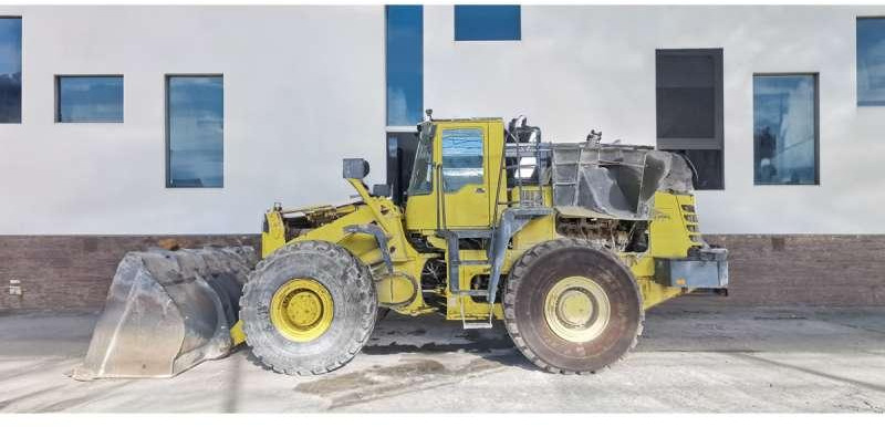 Komatsu WA470-3 - Pyöräkuormaaja: kuva Komatsu WA470-3 - Pyöräkuormaaja Komatsu WA470-3 - Pyöräkuormaaja: kuva Komatsu WA470-3 - Pyöräkuormaaja