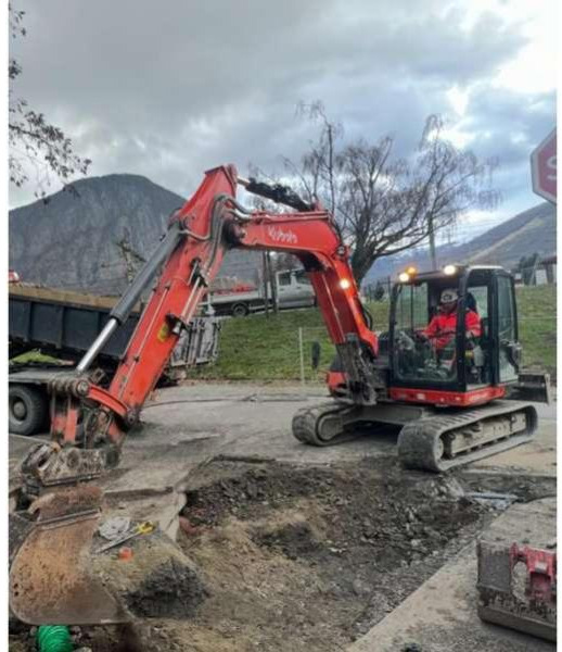 Kubota KX080-4A - Telakaivukone: kuva Kubota KX080-4A - Telakaivukone Kubota KX080-4A - Telakaivukone: kuva Kubota KX080-4A - Telakaivukone