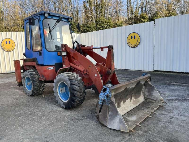 Kaivuri-trukki Kubota R520: kuva Kaivuri-trukki Kubota R520