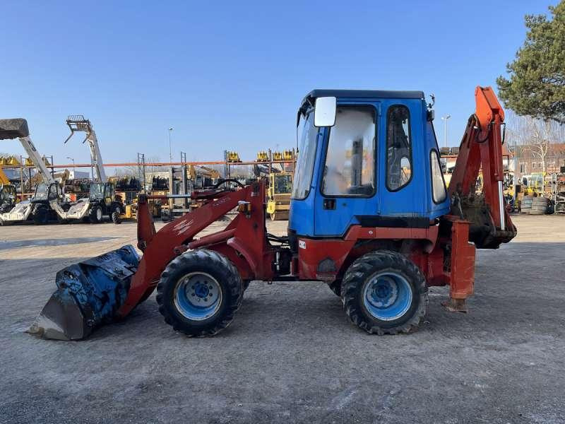Kubota R520 - Kaivuri-trukki: kuva Kubota R520 - Kaivuri-trukki Kubota R520 - Kaivuri-trukki: kuva Kubota R520 - Kaivuri-trukki