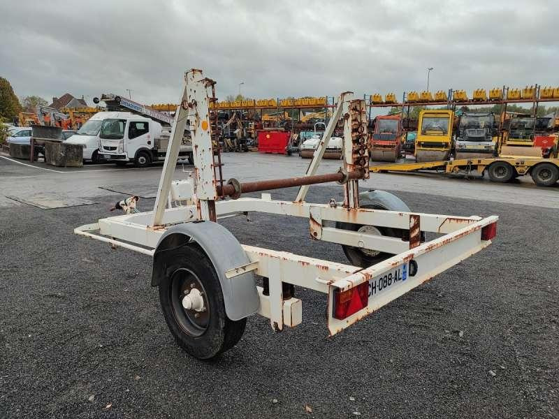 LANCIER PORTE TOURET - Peräkärry: kuva LANCIER PORTE TOURET - Peräkärry LANCIER PORTE TOURET - Peräkärry: kuva LANCIER PORTE TOURET - Peräkärry