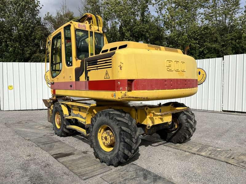 Liebherr A900C Litronic - Pyöräalustainen kaivinkone: kuva Liebherr A900C Litronic - Pyöräalustainen kaivinkone Liebherr A900C Litronic - Pyöräalustainen kaivinkone: kuva Liebherr A900C Litronic - Pyöräalustainen kaivinkone