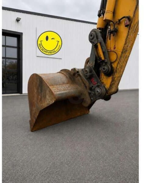 Liebherr R916 - Telakaivukone: kuva Liebherr R916 - Telakaivukone Liebherr R916 - Telakaivukone: kuva Liebherr R916 - Telakaivukone