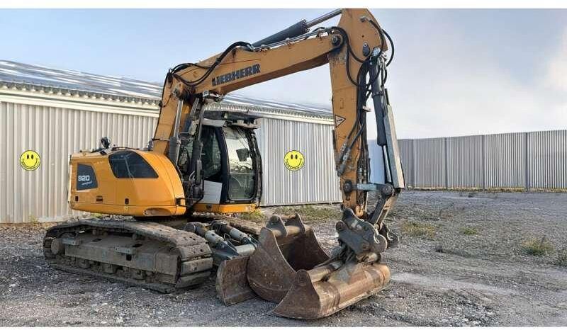 Liebherr R920 K NLC - Telakaivukone: kuva Liebherr R920 K NLC - Telakaivukone Liebherr R920 K NLC - Telakaivukone: kuva Liebherr R920 K NLC - Telakaivukone