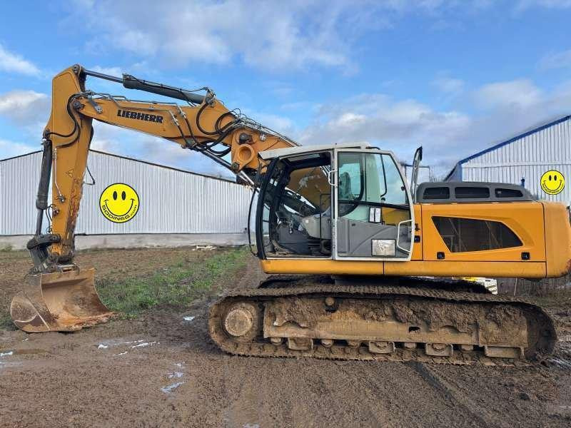 Liebherr R924 LC - Telakaivukone: kuva Liebherr R924 LC - Telakaivukone Liebherr R924 LC - Telakaivukone: kuva Liebherr R924 LC - Telakaivukone