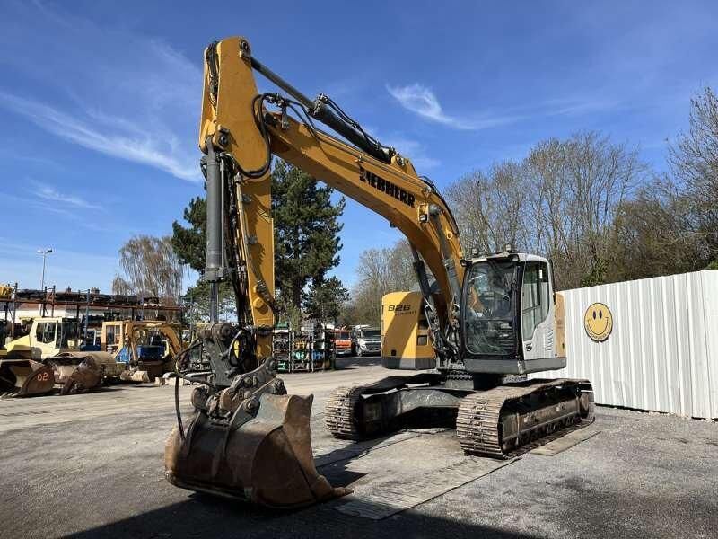 Liebherr R926 COMPACT LC - Telakaivukone: kuva Liebherr R926 COMPACT LC - Telakaivukone Liebherr R926 COMPACT LC - Telakaivukone: kuva Liebherr R926 COMPACT LC - Telakaivukone
