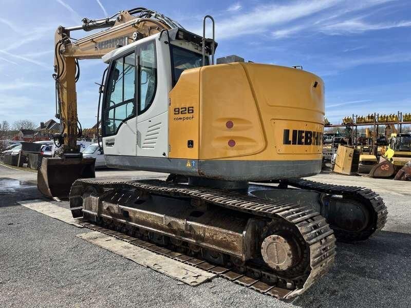 Liebherr R926 COMPACT LC - Telakaivukone: kuva Liebherr R926 COMPACT LC - Telakaivukone Liebherr R926 COMPACT LC - Telakaivukone: kuva Liebherr R926 COMPACT LC - Telakaivukone