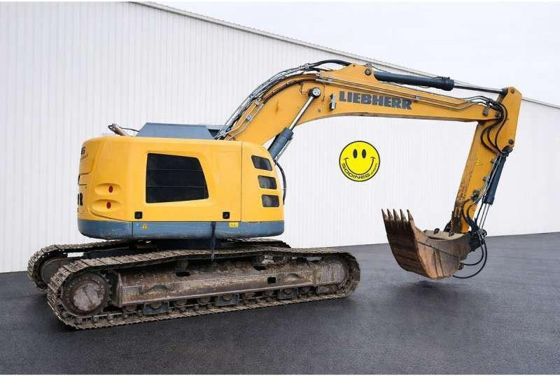 Liebherr R926 COMPACT LC - Telakaivukone: kuva Liebherr R926 COMPACT LC - Telakaivukone Liebherr R926 COMPACT LC - Telakaivukone: kuva Liebherr R926 COMPACT LC - Telakaivukone