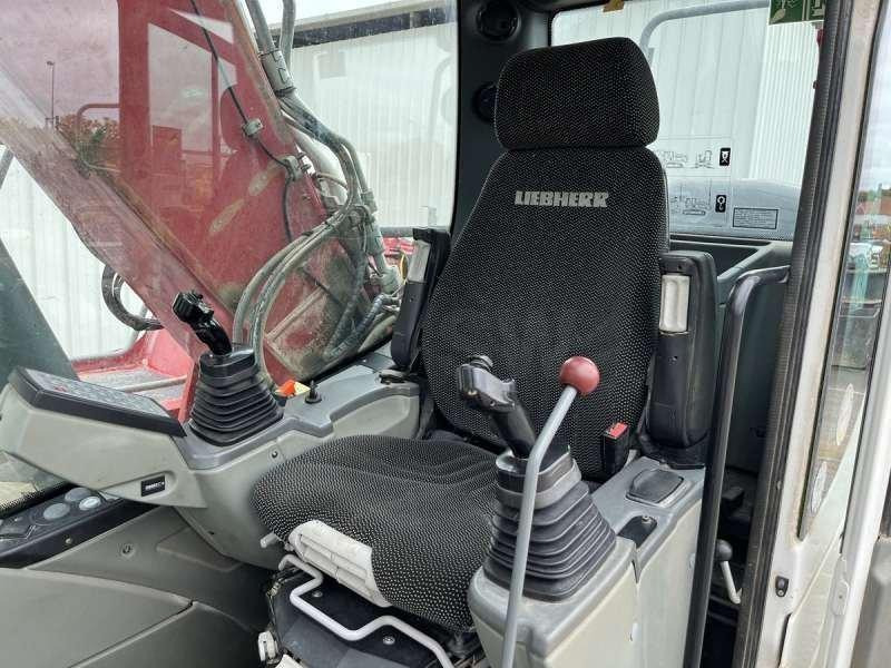 Telakaivukone Liebherr R926LC: kuva Telakaivukone Liebherr R926LC