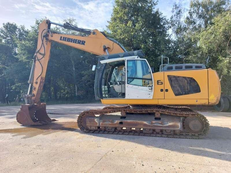 Liebherr R936 LC - Telakaivukone: kuva Liebherr R936 LC - Telakaivukone Liebherr R936 LC - Telakaivukone: kuva Liebherr R936 LC - Telakaivukone