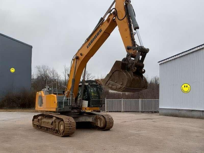 Liebherr R945 S-HD - Telakaivukone: kuva Liebherr R945 S-HD - Telakaivukone Liebherr R945 S-HD - Telakaivukone: kuva Liebherr R945 S-HD - Telakaivukone