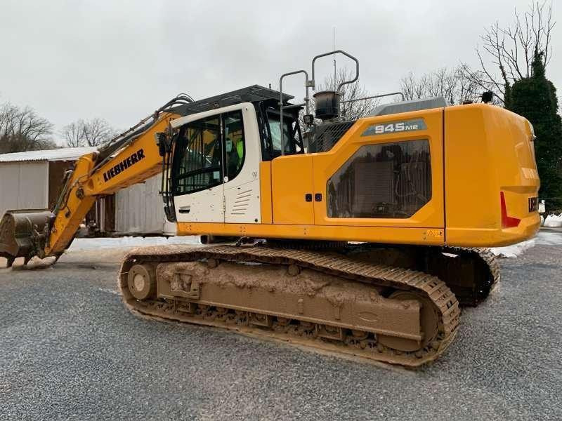 Liebherr R945 S-HD - Telakaivukone: kuva Liebherr R945 S-HD - Telakaivukone Liebherr R945 S-HD - Telakaivukone: kuva Liebherr R945 S-HD - Telakaivukone
