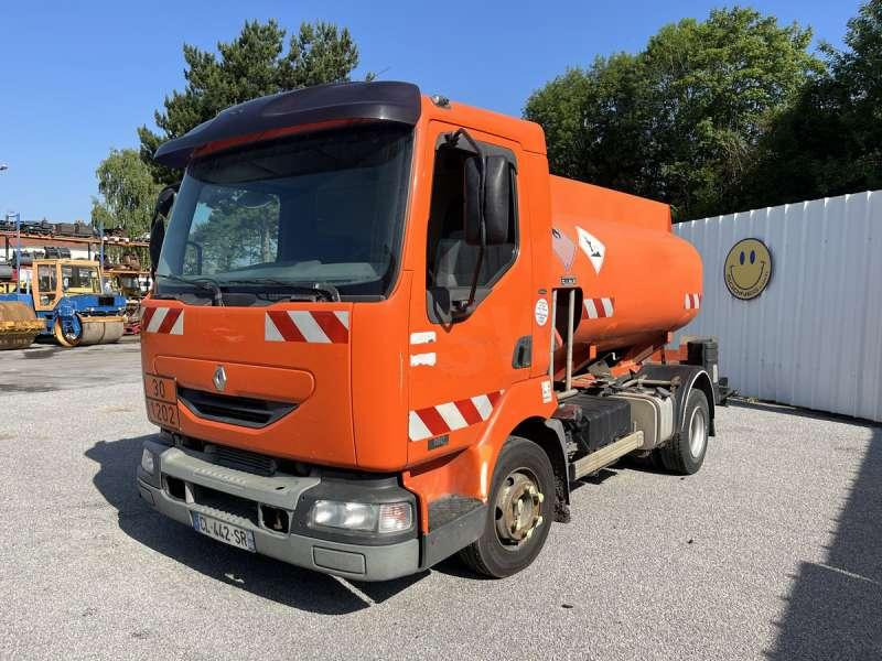 Renault MIDLUM 180 DCI - Säiliöauto: kuva Renault MIDLUM 180 DCI - Säiliöauto Renault MIDLUM 180 DCI - Säiliöauto: kuva Renault MIDLUM 180 DCI - Säiliöauto