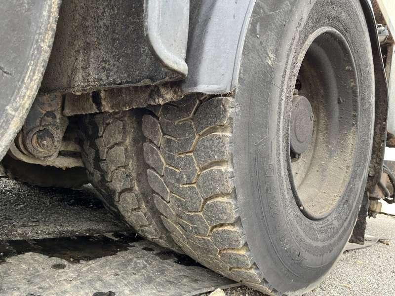 Leasing Renault PREMIUM 370-26 Renault PREMIUM 370-26: kuva Leasing Renault PREMIUM 370-26 Renault PREMIUM 370-26