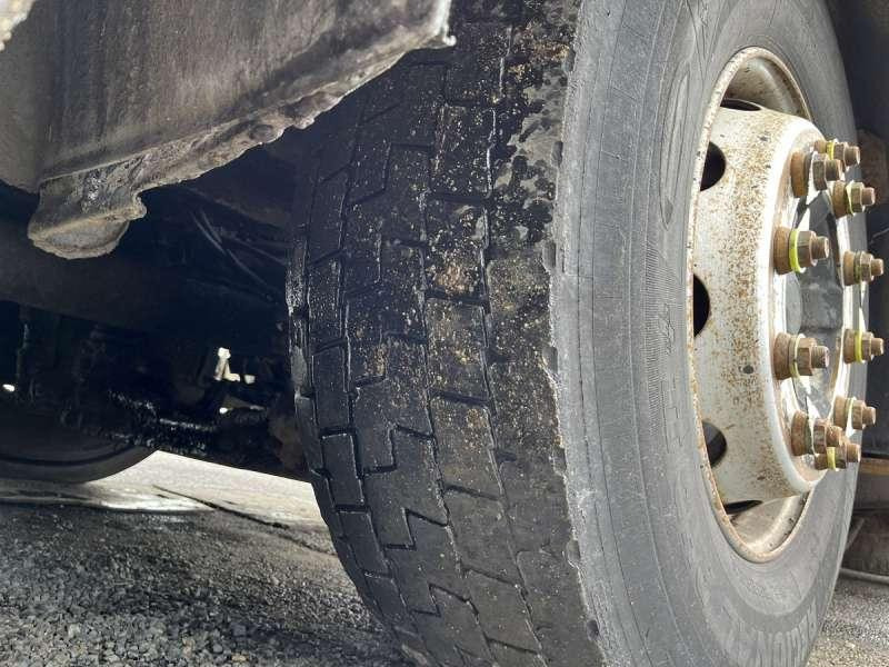 Leasing Renault PREMIUM 370-26 Renault PREMIUM 370-26: kuva Leasing Renault PREMIUM 370-26 Renault PREMIUM 370-26