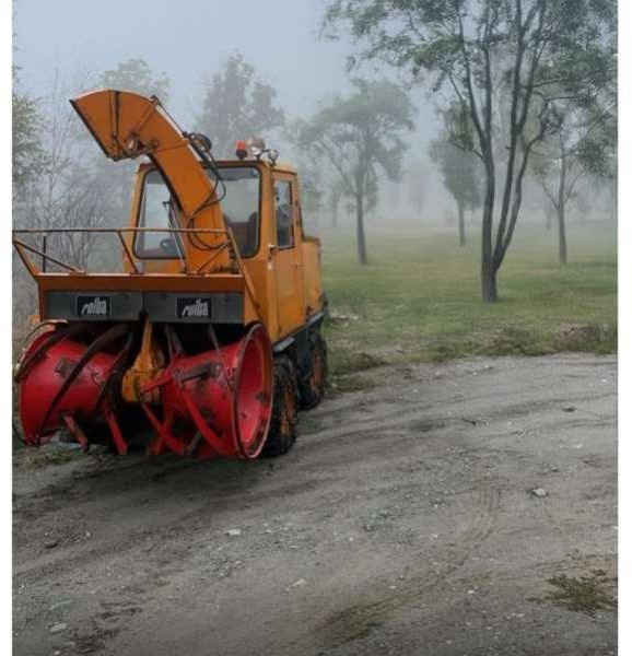 Rolba R200 - Lumikone: kuva Rolba R200 - Lumikone Rolba R200 - Lumikone: kuva Rolba R200 - Lumikone