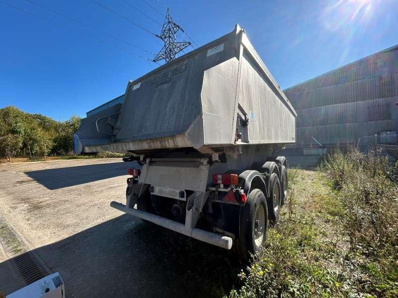 SCHWARZMULLER 3 ESSIEUX - Kippiauto puoliperävaunu: kuva SCHWARZMULLER 3 ESSIEUX - Kippiauto puoliperävaunu SCHWARZMULLER 3 ESSIEUX - Kippiauto puoliperävaunu: kuva SCHWARZMULLER 3 ESSIEUX - Kippiauto puoliperävaunu