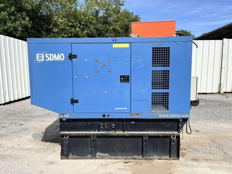 Sdmo JS100K - Sähkögeneraattori: kuva Sdmo JS100K - Sähkögeneraattori Sdmo JS100K - Sähkögeneraattori: kuva Sdmo JS100K - Sähkögeneraattori