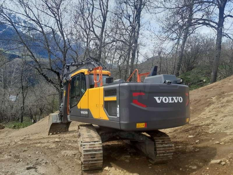 Volvo EC220ENH - Telakaivukone: kuva Volvo EC220ENH - Telakaivukone Volvo EC220ENH - Telakaivukone: kuva Volvo EC220ENH - Telakaivukone