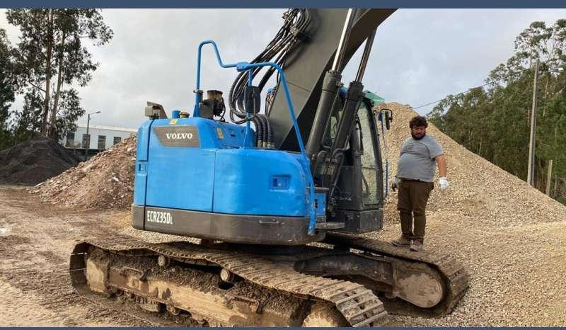 Volvo ECR235DL - Telakaivukone: kuva Volvo ECR235DL - Telakaivukone Volvo ECR235DL - Telakaivukone: kuva Volvo ECR235DL - Telakaivukone