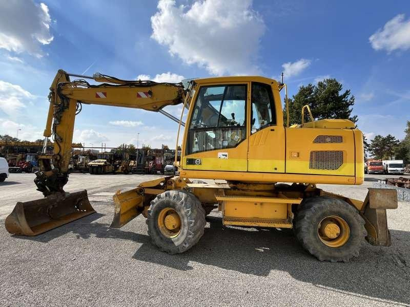 Volvo EW140D - Pyöräalustainen kaivinkone: kuva Volvo EW140D - Pyöräalustainen kaivinkone Volvo EW140D - Pyöräalustainen kaivinkone: kuva Volvo EW140D - Pyöräalustainen kaivinkone
