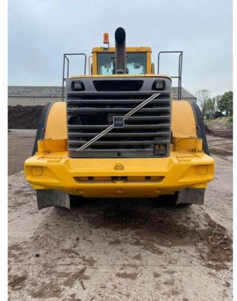 Volvo L180E - Pyöräkuormaaja: kuva Volvo L180E - Pyöräkuormaaja Volvo L180E - Pyöräkuormaaja: kuva Volvo L180E - Pyöräkuormaaja