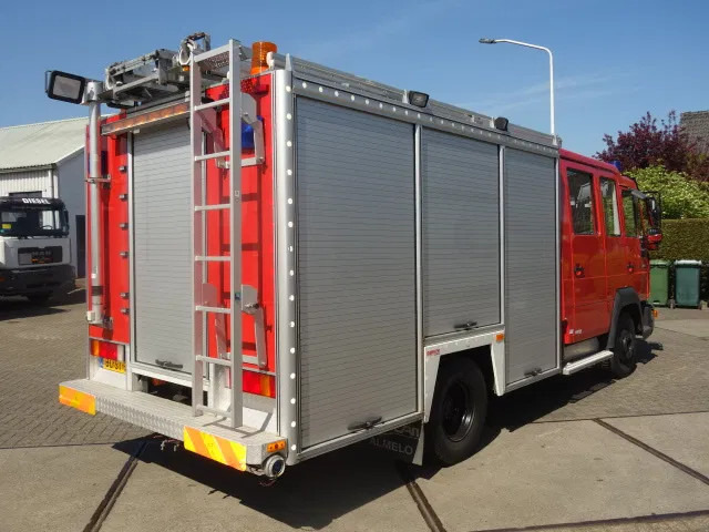 MAN LE 220C GODIVA POMP 2000 LITER TANK,MANUAL GEARBOX - Paloauto: kuva MAN LE 220C GODIVA POMP 2000 LITER TANK,MANUAL GEARBOX - Paloauto MAN LE 220C GODIVA POMP 2000 LITER TANK,MANUAL GEARBOX - Paloauto: kuva MAN LE 220C GODIVA POMP 2000 LITER TANK,MANUAL GEARBOX - Paloauto