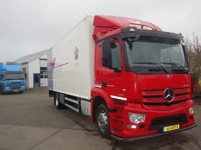 Mercedes-Benz Antos 2027 - Umpikori kuorma-auto: kuva Mercedes-Benz Antos 2027 - Umpikori kuorma-auto Mercedes-Benz Antos 2027 - Umpikori kuorma-auto: kuva Mercedes-Benz Antos 2027 - Umpikori kuorma-auto