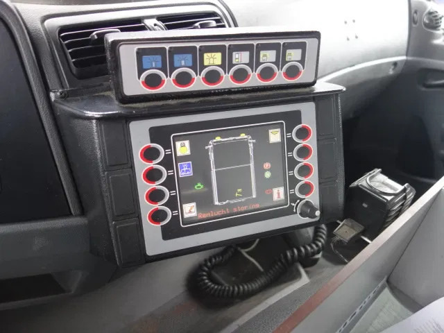 Paloauto Mercedes-Benz Atego 1426 ZIEGLER 2000 LITER EURO 5: kuva Paloauto Mercedes-Benz Atego 1426 ZIEGLER 2000 LITER EURO 5